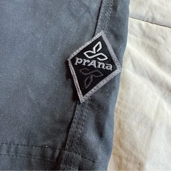 NWT Men's Prana Mojo Hiking Performance Shorts, Black, Size XL - Picture 3 of 9